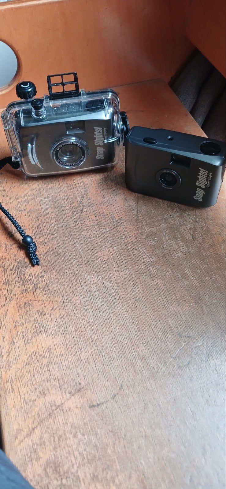 Snap Sights! 35mm camera met waterdichte behuizing € 30,00, Ophalen of Verzenden, Gebruikt, Compact, Overige Merken
