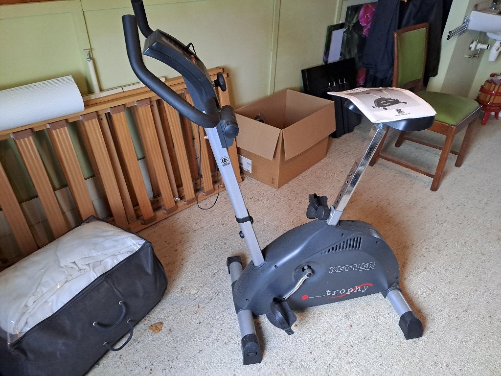 Kettler Trophy Hometrainer - Gebruikt maar in goede staat, Ophalen, Gebruikt, Metaal, Benen