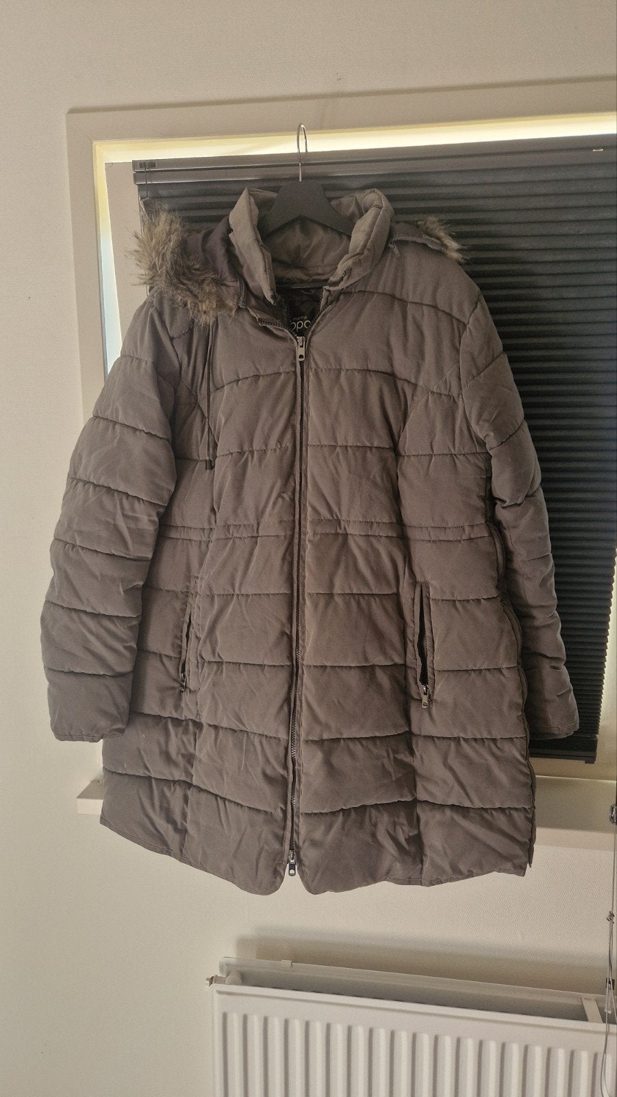 Zwangerschaps winterjas met draagzak tussenstuk - BPC Mama, Kleding | Dames, Positiekleding, Maat 46/48 (XL) of groter, Zo goed als nieuw