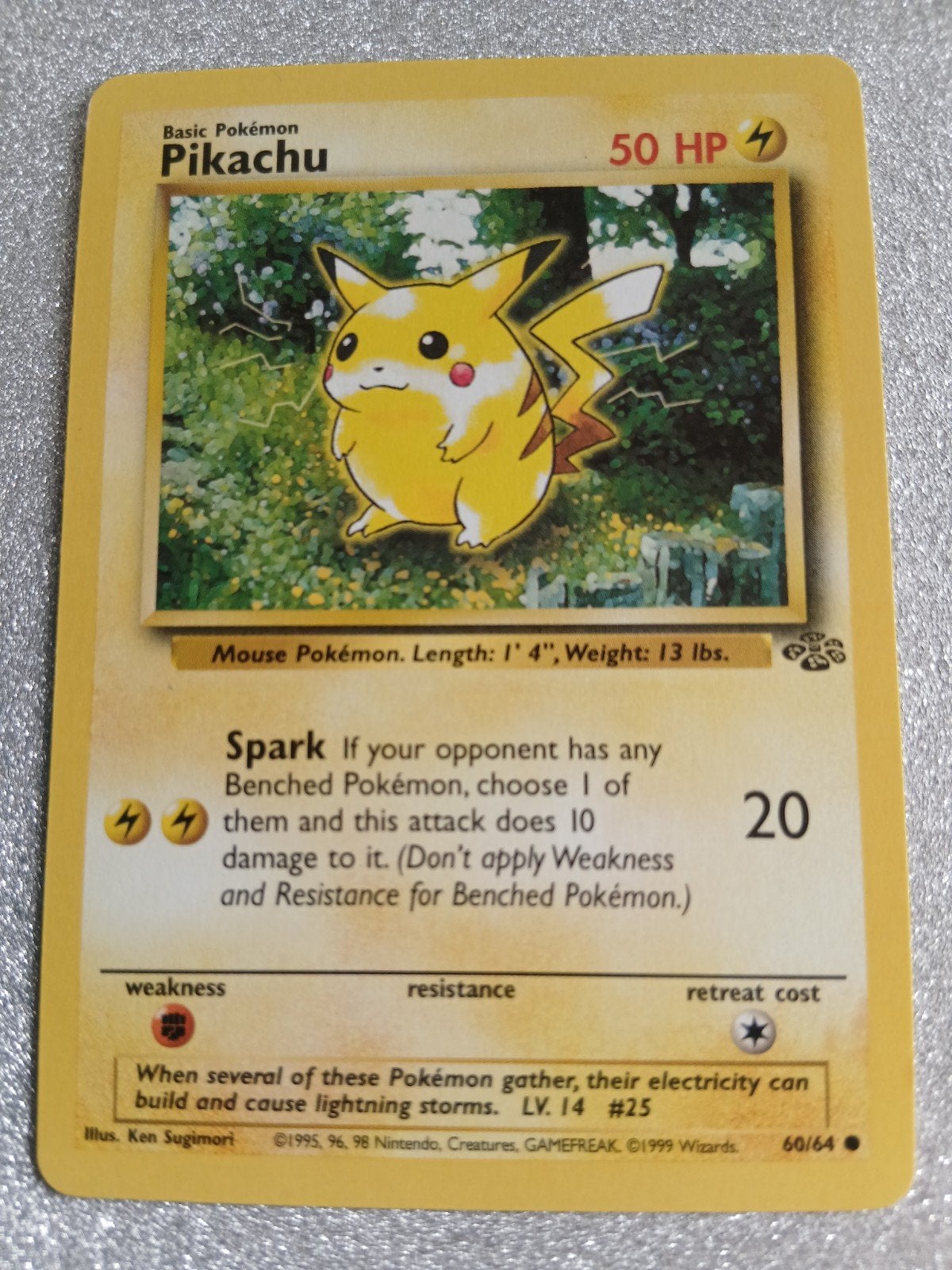 Pikachu 50 hp, Hobby en Vrije tijd, Verzamelkaartspellen | Pokémon, Ophalen of Verzenden