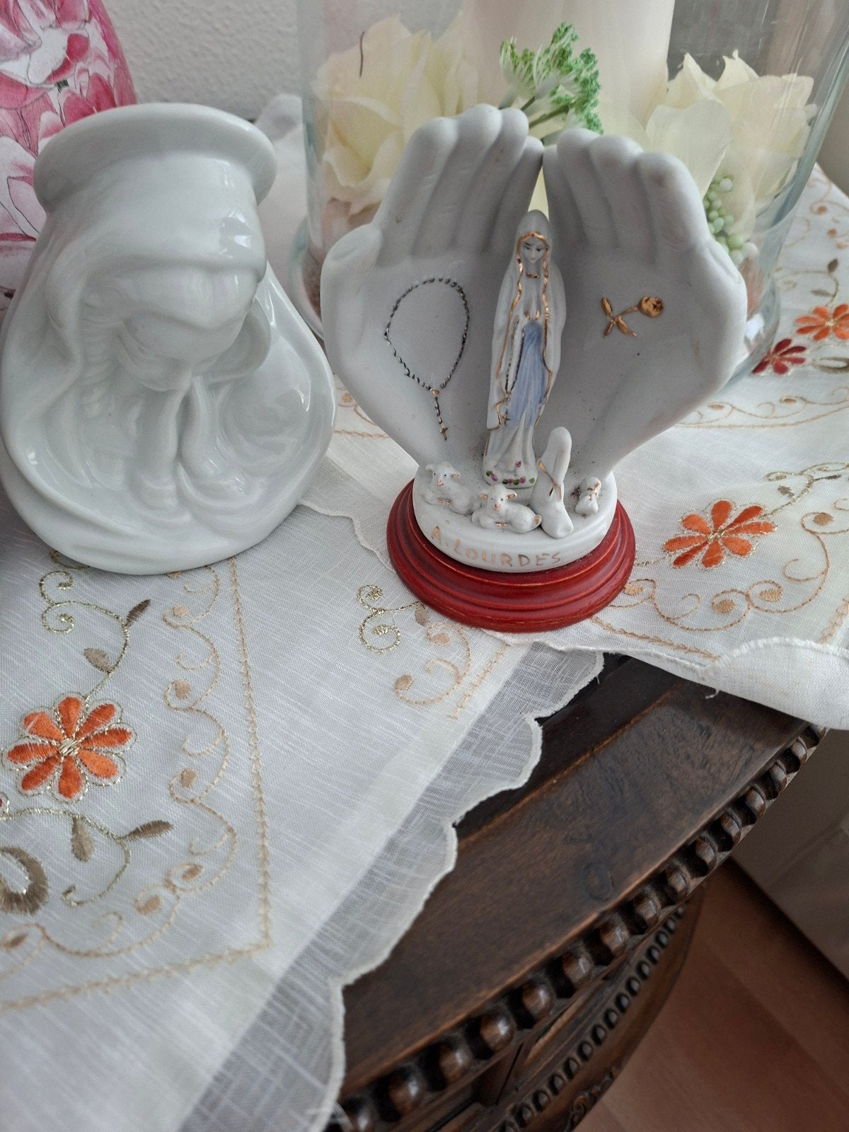Set van 2 religieuze beeldjes: Maria van Lourdes en meer, Antiek en Kunst, Antiek | Religie, Ophalen of Verzenden