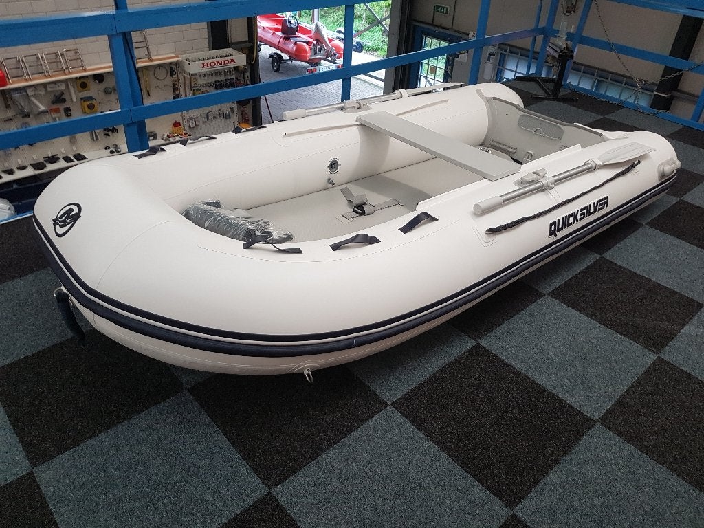 Aanbieding Quicksilver 320 Airdeck model 2023 nieuw in doos!, Watersport en Boten, Ophalen, Opbergtas, Nieuw, 32 m
