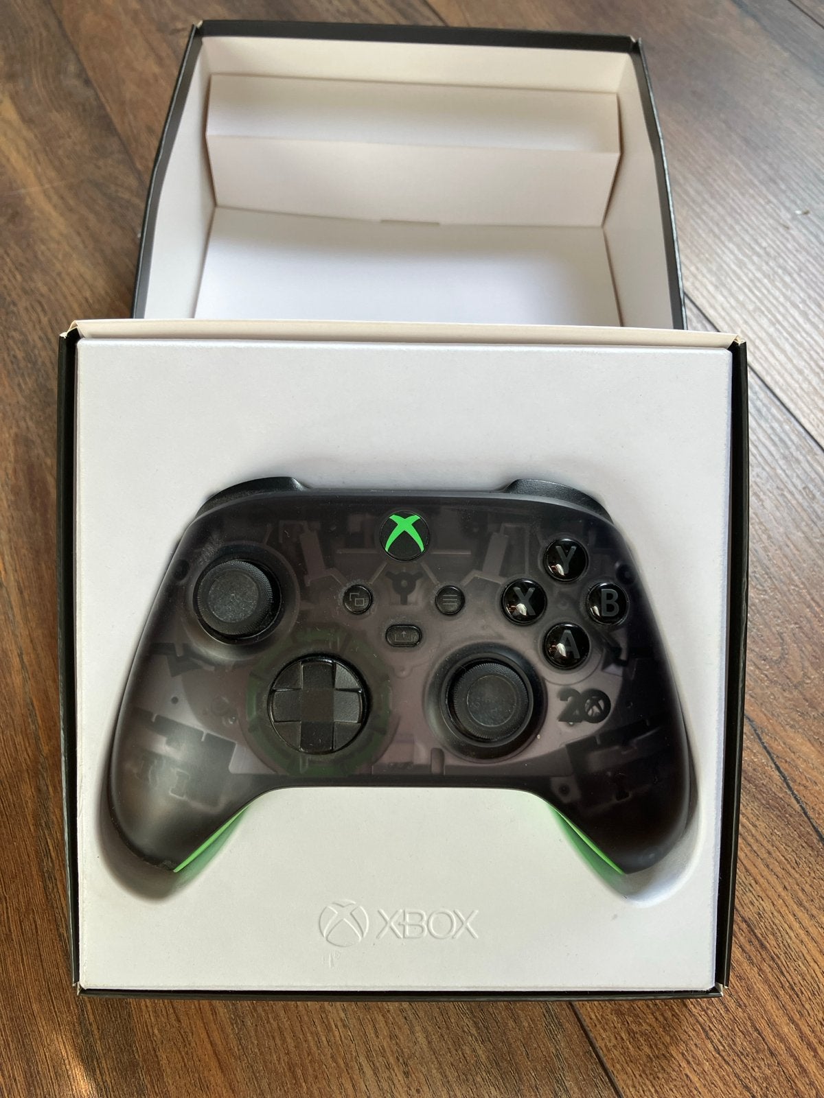 Xbox Wireless Controller – 20th Anniversary Special Edition, Ophalen of Verzenden, Zo goed als nieuw, Controller, Xbox Original
