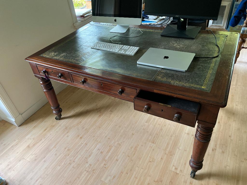 antieke schrijftafel / Bureau, Gebruikt, Hout, 102 cm, 158 cm