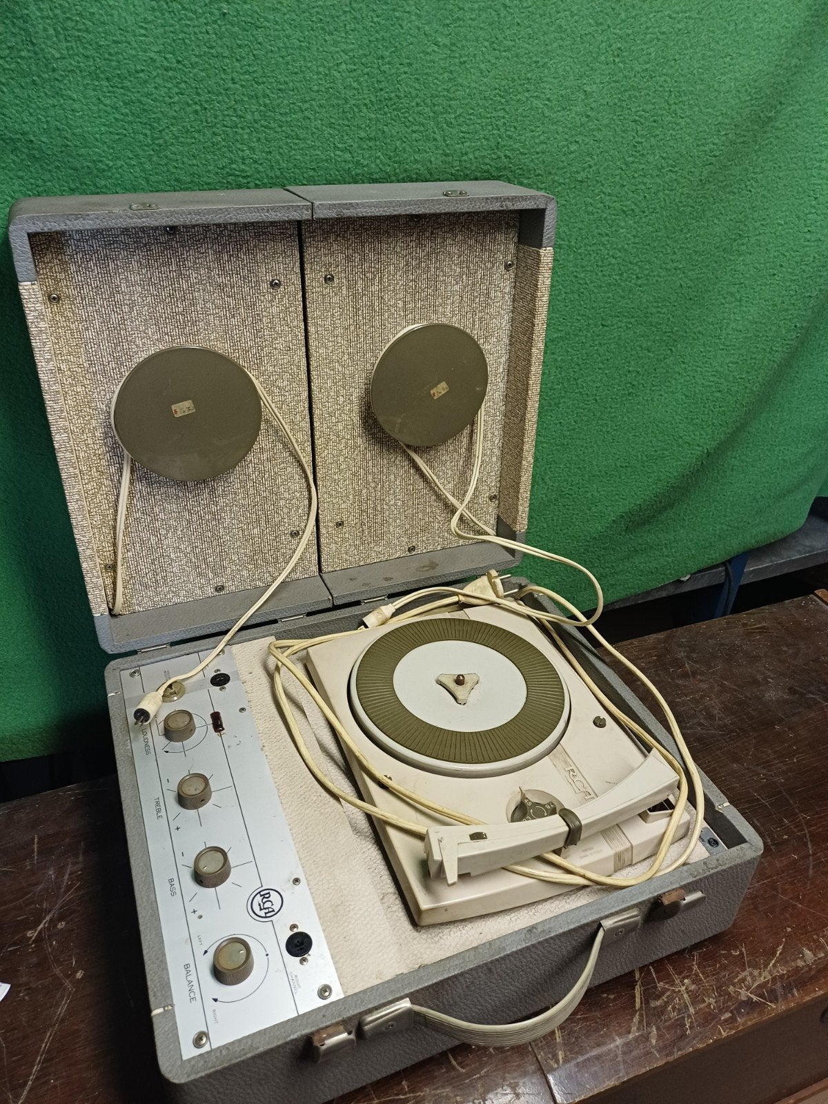 rca lh 17 koffer platenspeler, Ophalen