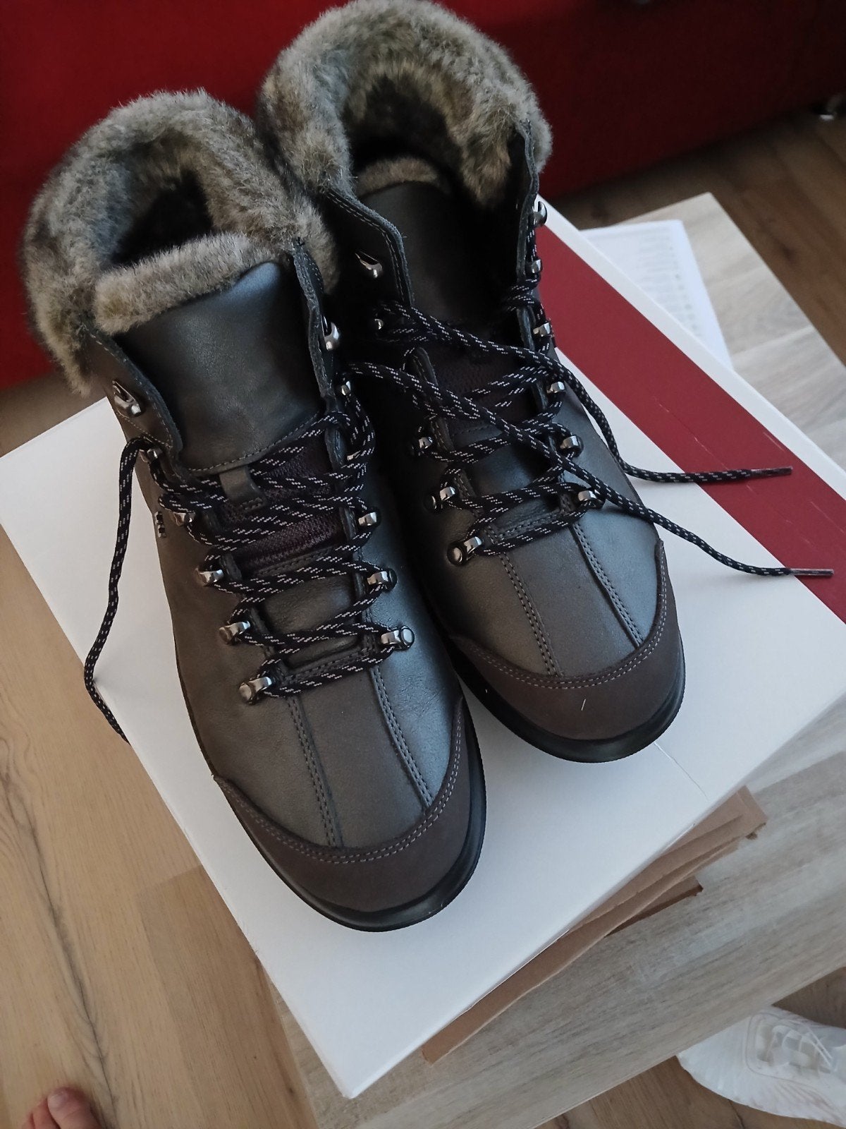Nieuwe Kybun Montana Women Anthracite maat 42 1/3, Kleding | Dames, Lage of Enkellaarzen, Nieuw, Ophalen of Verzenden, Grijs