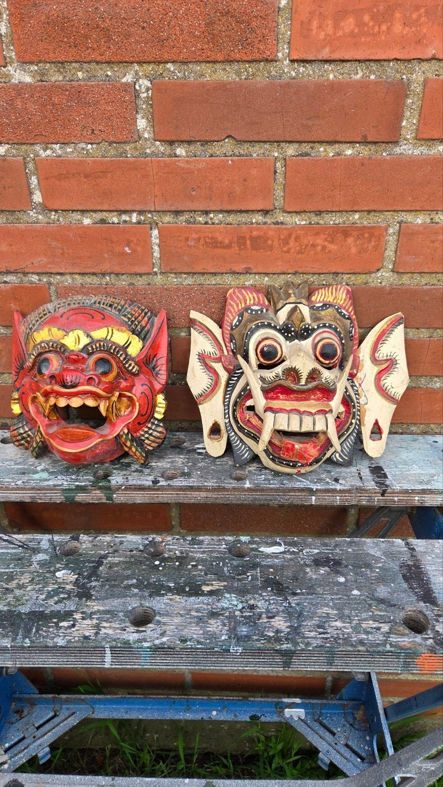 Oude 2 stukjes Barong maskers uit Bali, Antiek en Kunst, Kunst | Beelden en Houtsnijwerken, Ophalen of Verzenden