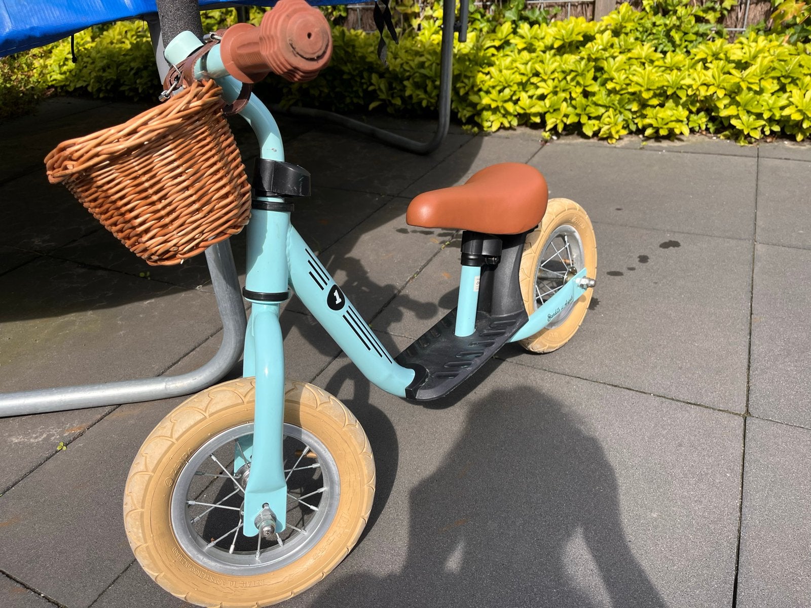 Bandits and Angels Blauw Loopfietsje met Mandje, Ophalen, Gebruikt, Minder dan 16 inch