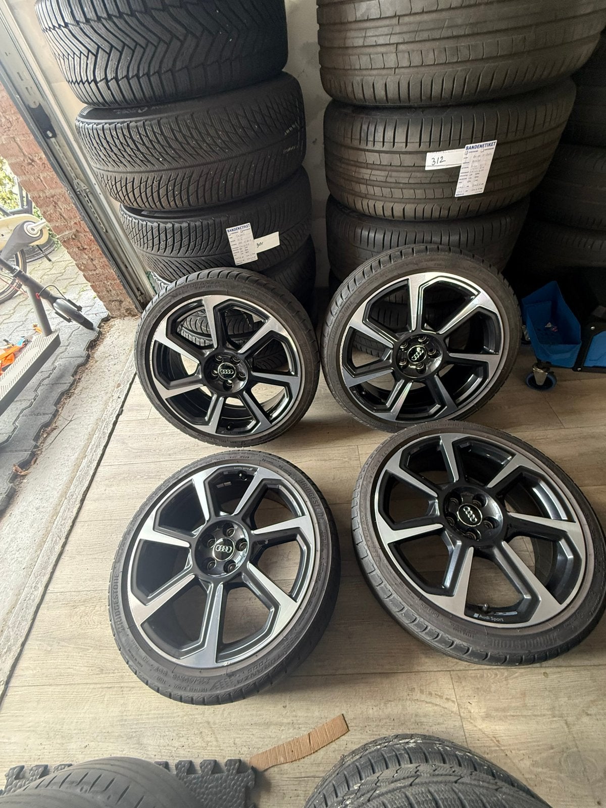 Orgineel audi A1/18inch/5x100/audi sport, 18 inch, AUDI SPORT, ----, Banden en Velgen