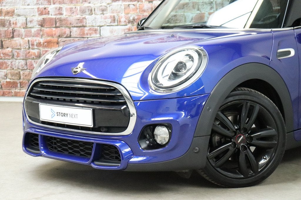 MINI Hatchback Cooper Serious Business Automaat 3 deurs / Pa, Auto's, 136 pk, Gebruikt, Leder en Stof, 49 €/maand