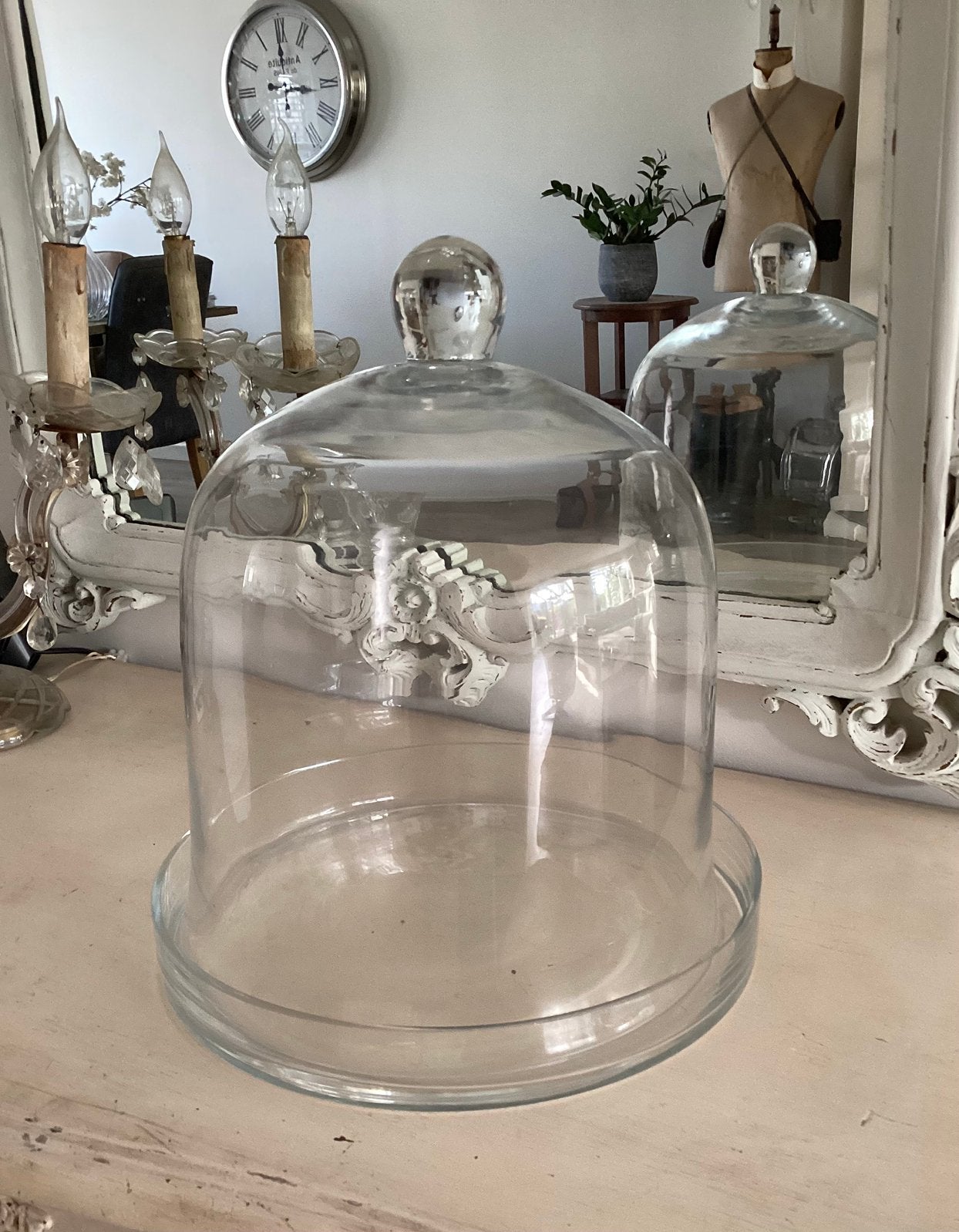 Brocante hoge stolp met onderbord, Ophalen