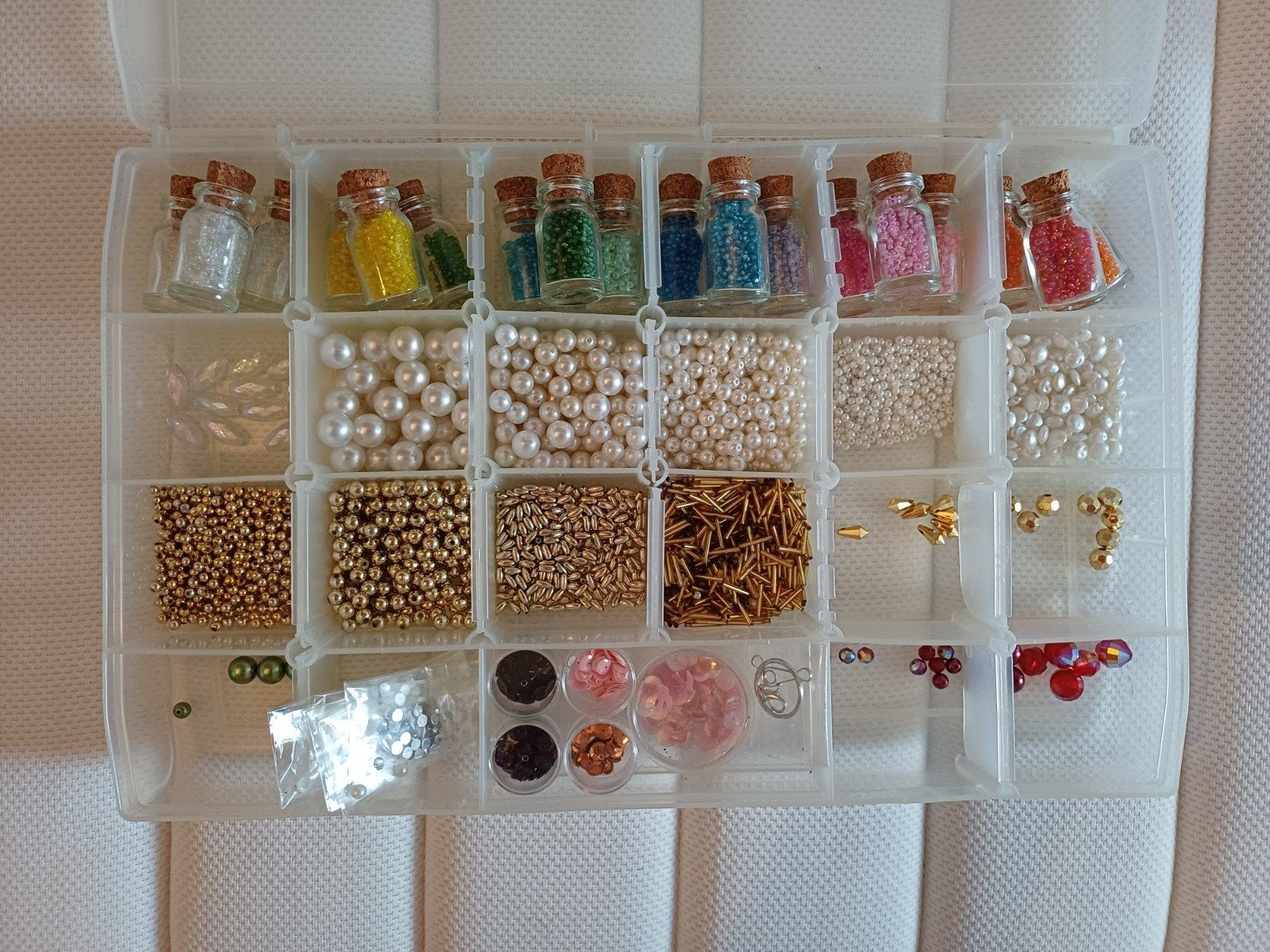 Grote set kralen en pailletten voor sieraden maken, Hobby en Vrije tijd, Ophalen, Gebruikt, Kraal