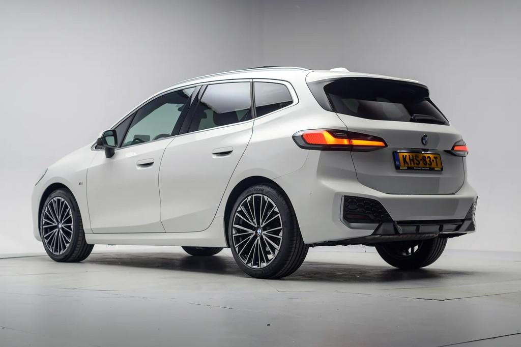 BMW 2 Serie Active Tourer 218i M Sport Aut. [ Panorama Leder, Auto's, BMW, Automaat, 136 pk, Gebruikt, 1445 kg