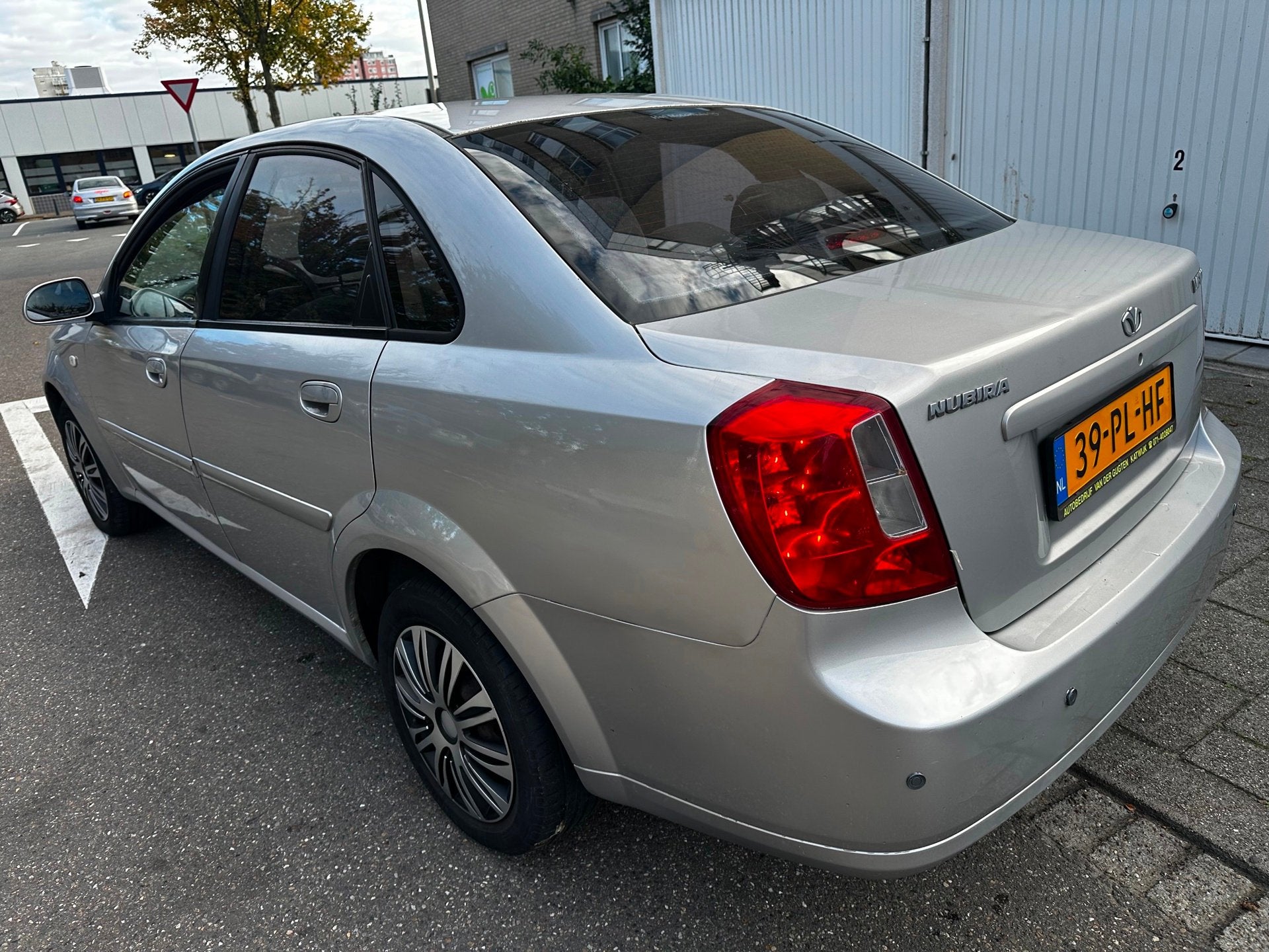 Daewoo Nubira 1.6-16V Spirit,Airco,nw apk, Auto's, Voorwielaandrijving, Gebruikt, 4 cilinders, 610 kg
