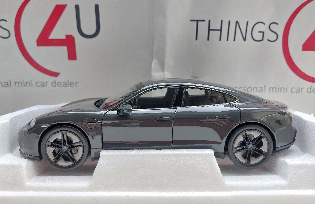 Norev 1:18 Porsche Taycan Turbo S 2024 Slate Grey Neo, Hobby en Vrije tijd, Ophalen of Verzenden, Nieuw, Auto, Norev