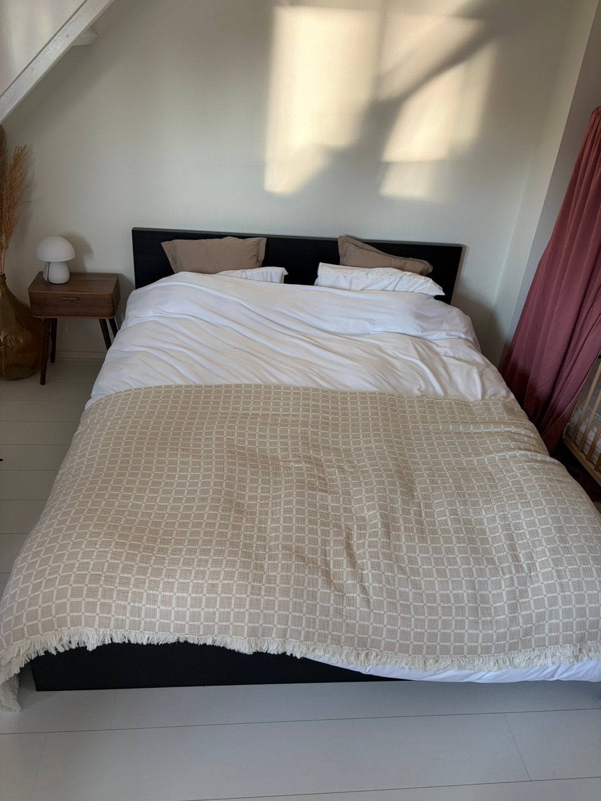 IKEA MALM bed van 160  200 cm incl. lattenbodems + matras, Ophalen, Zo goed als nieuw, Tweepersoons, 160 cm
