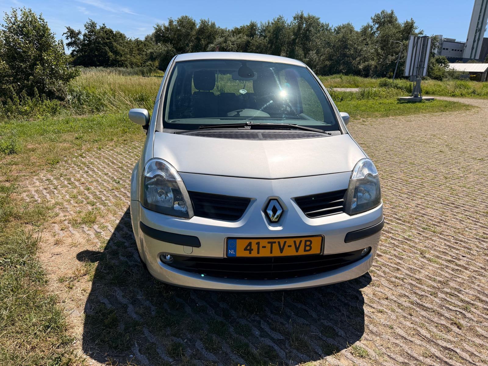 Renault Modus 1.6 16V AUT 2007 Grijs, Auto's, Renault, Stof, 4 cilinders, Origineel Nederlands, 1180 kg