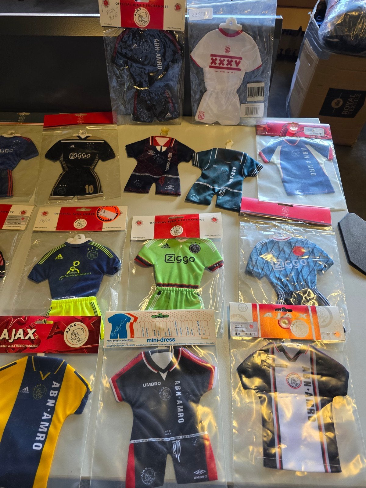 70 Ajax mini kits - Diverse collectie, Verzamelen, Overige typen, Onbekend, Nieuw, Ophalen of Verzenden