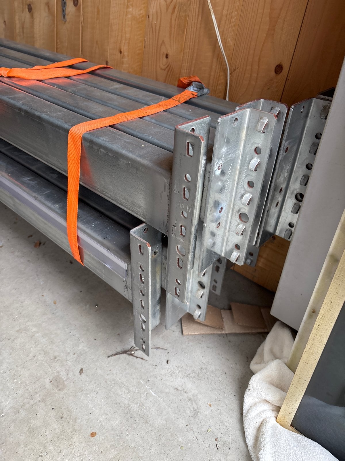 10 Leggers 270cm - Gegalvaniseerde Stalen Profielen, Ophalen, Gebruikt