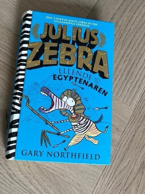 Julius Zebra: Ellende met de Egyptenaren, Ophalen of Verzenden, Zo goed als nieuw, Fictie algemeen