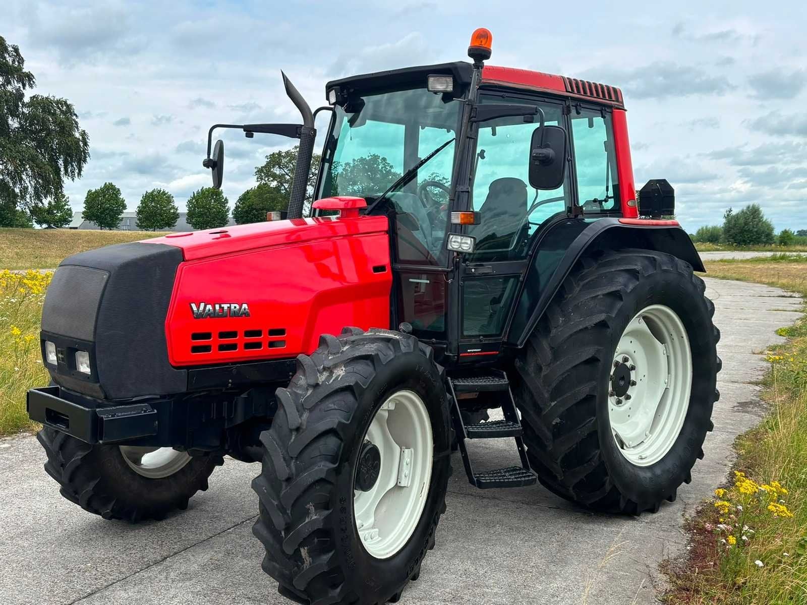 2000 Valtra 6550 Vierwielaangedreven landbouwtractor, Gebruikt, Overige merken