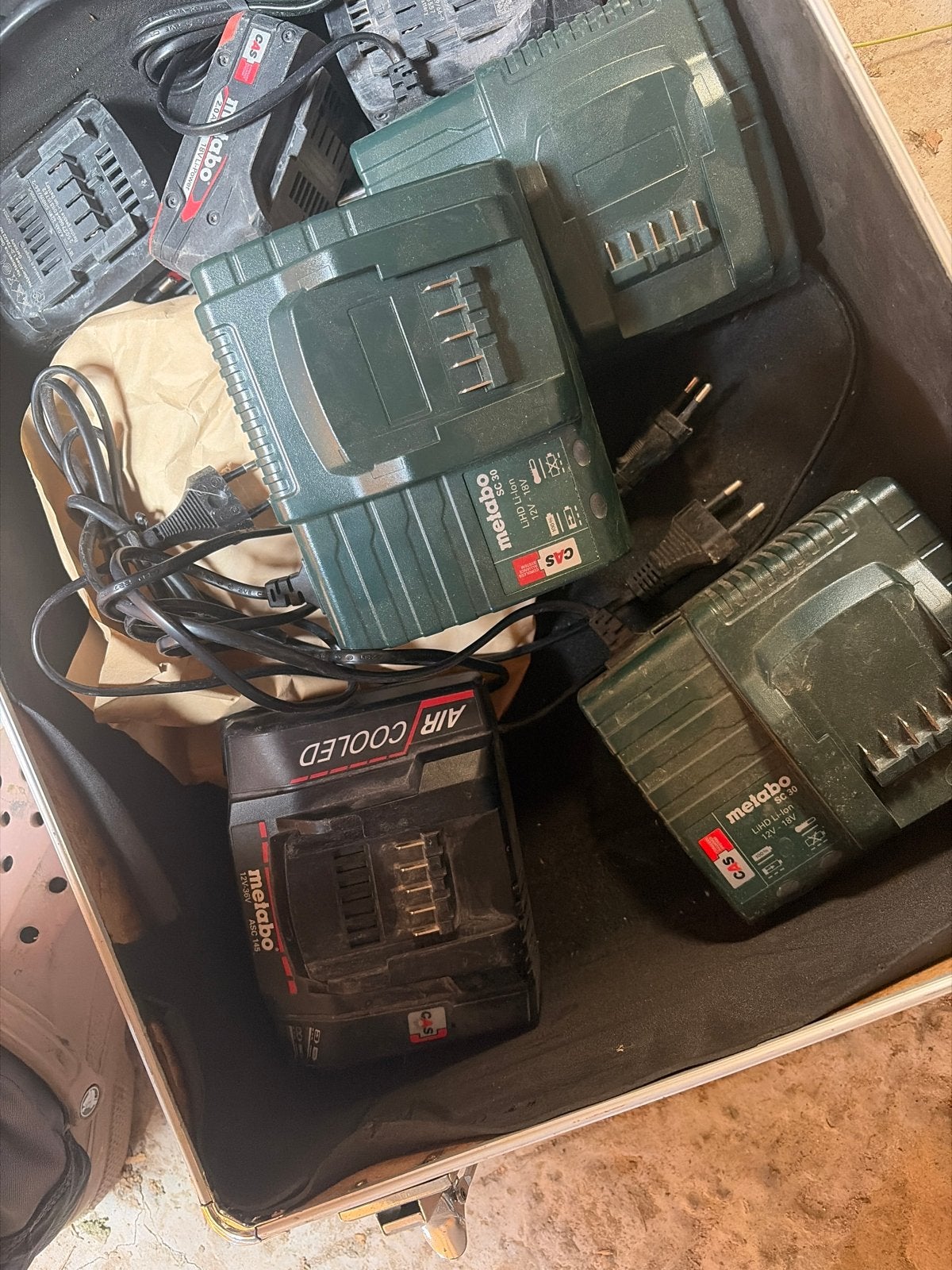 Metabo accu's en opladers - Nieuw of zgan, Ophalen, Nieuw, Overige merken