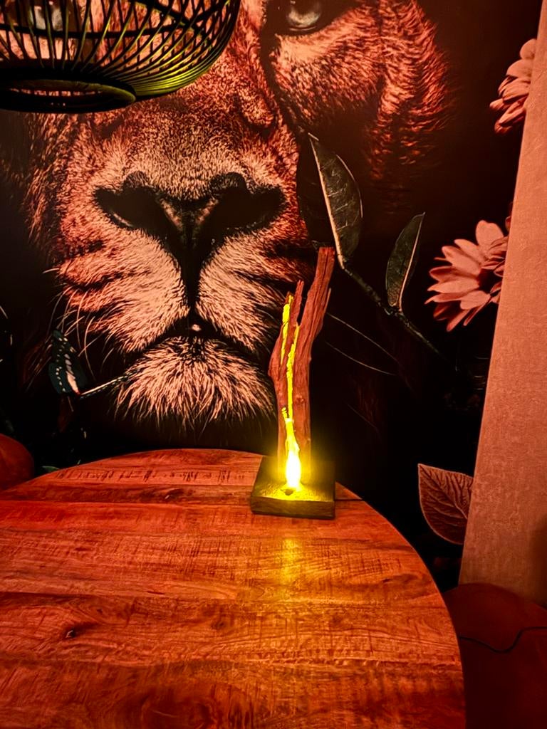 Handgemaakte tafellamp van hout, Ophalen of Verzenden, Gebruikt, Hout, Minder dan 50 cm