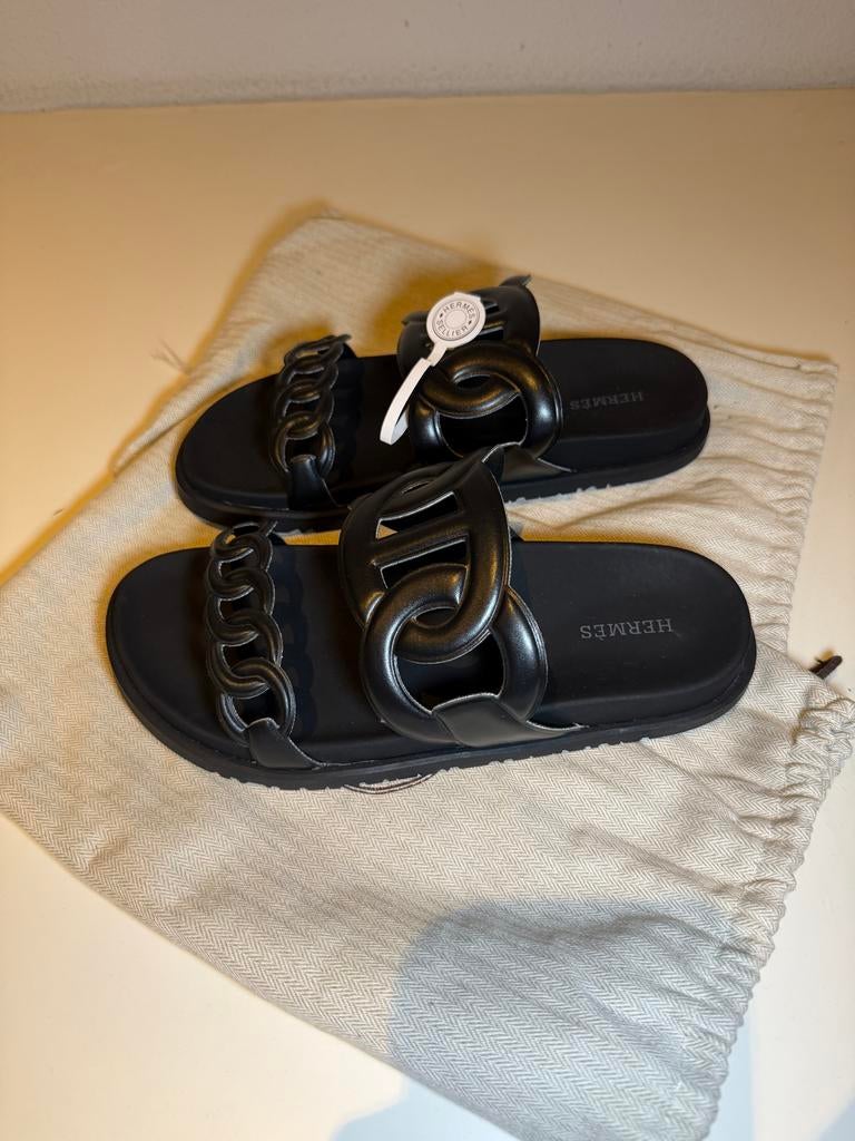 Hermes sandalen nieuw, Kleding | Dames, Schoenen, Ophalen of Verzenden, Nieuw, Zwart, Sandalen of Muiltjes