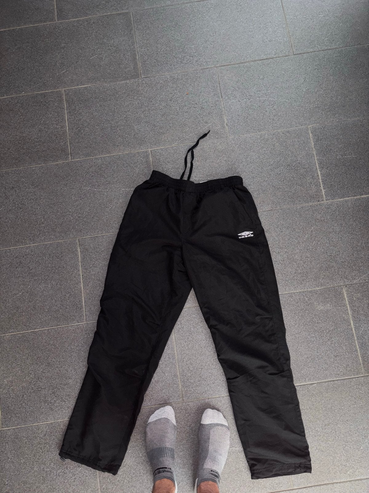 Umbro Vintage Nylon Track Pants - Patta & Fear of God Stijl, Ophalen of Verzenden, Zo goed als nieuw, Zwart, Umbro