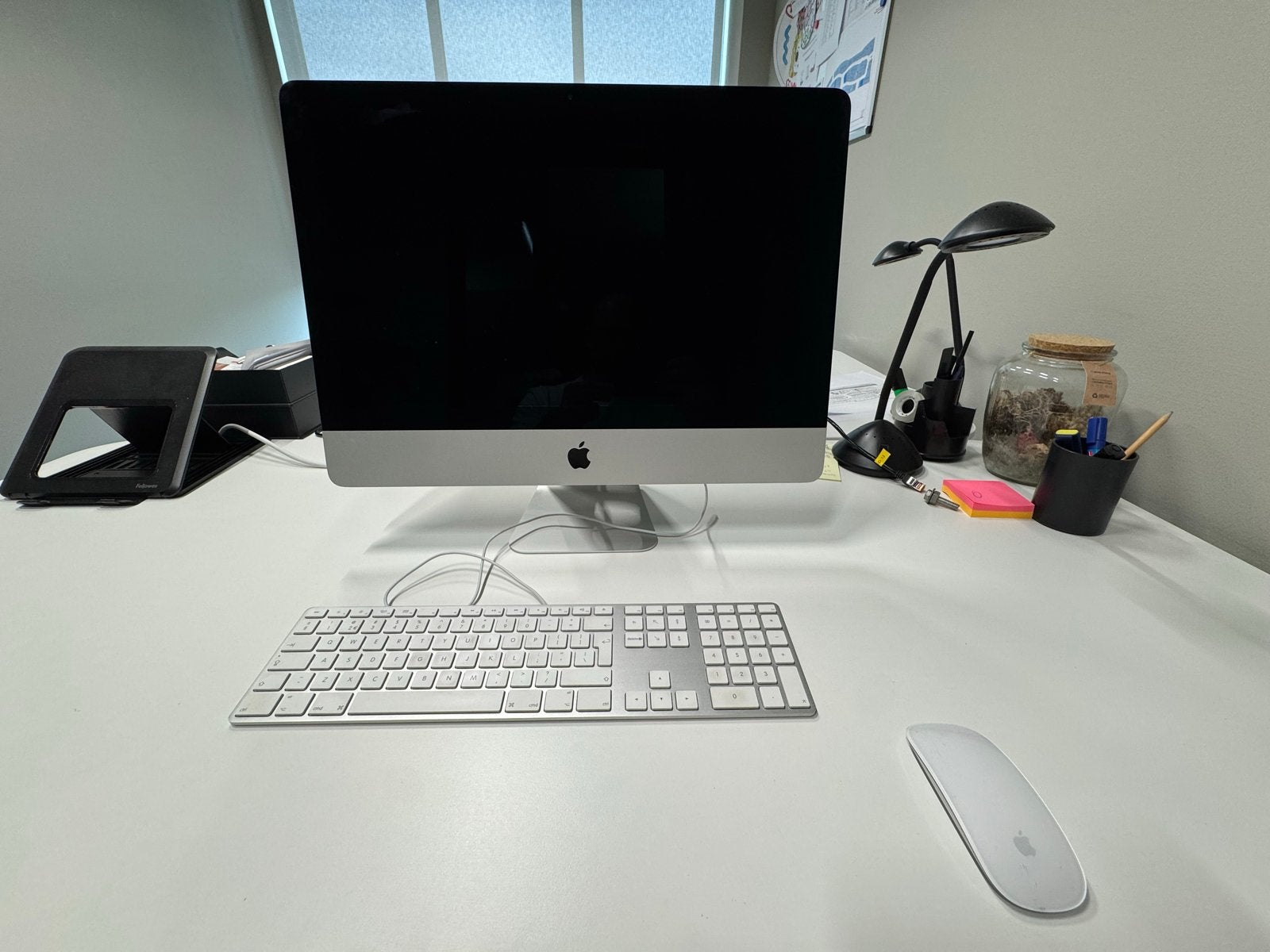 Apple iMac (21.5-inch, Mid 2014) - 8GB RAM, 1.4 GHz i5, Computers en Software, Ophalen, Gebruikt, 8 GB, Onbekend