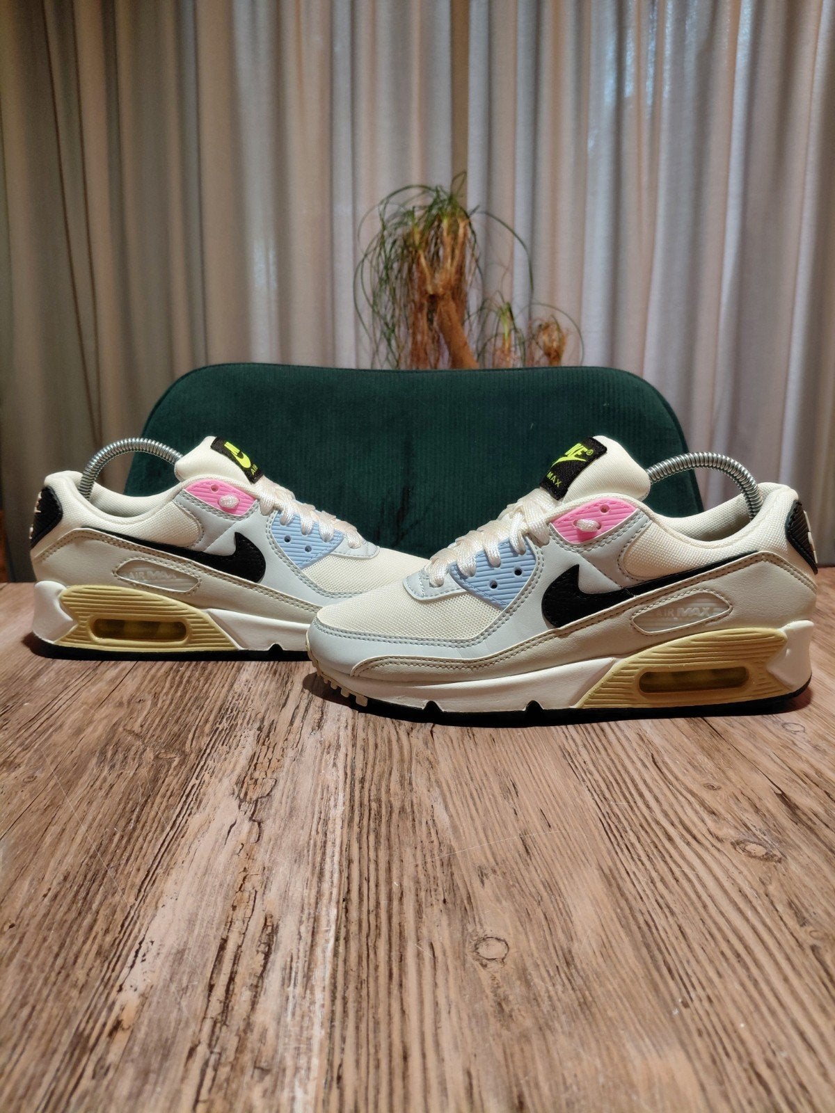 Nike Air Max 90 SE 'Multicolor Pastel' Size 36,5, Kleding | Dames, Schoenen, Wit, Nike, Ophalen of Verzenden, Sneakers of Gympen