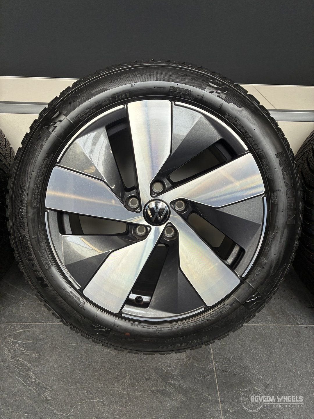17” originele Volkswagen Passat B9 velgen + allseason banden, -, -, Banden en Velgen, 17 inch
