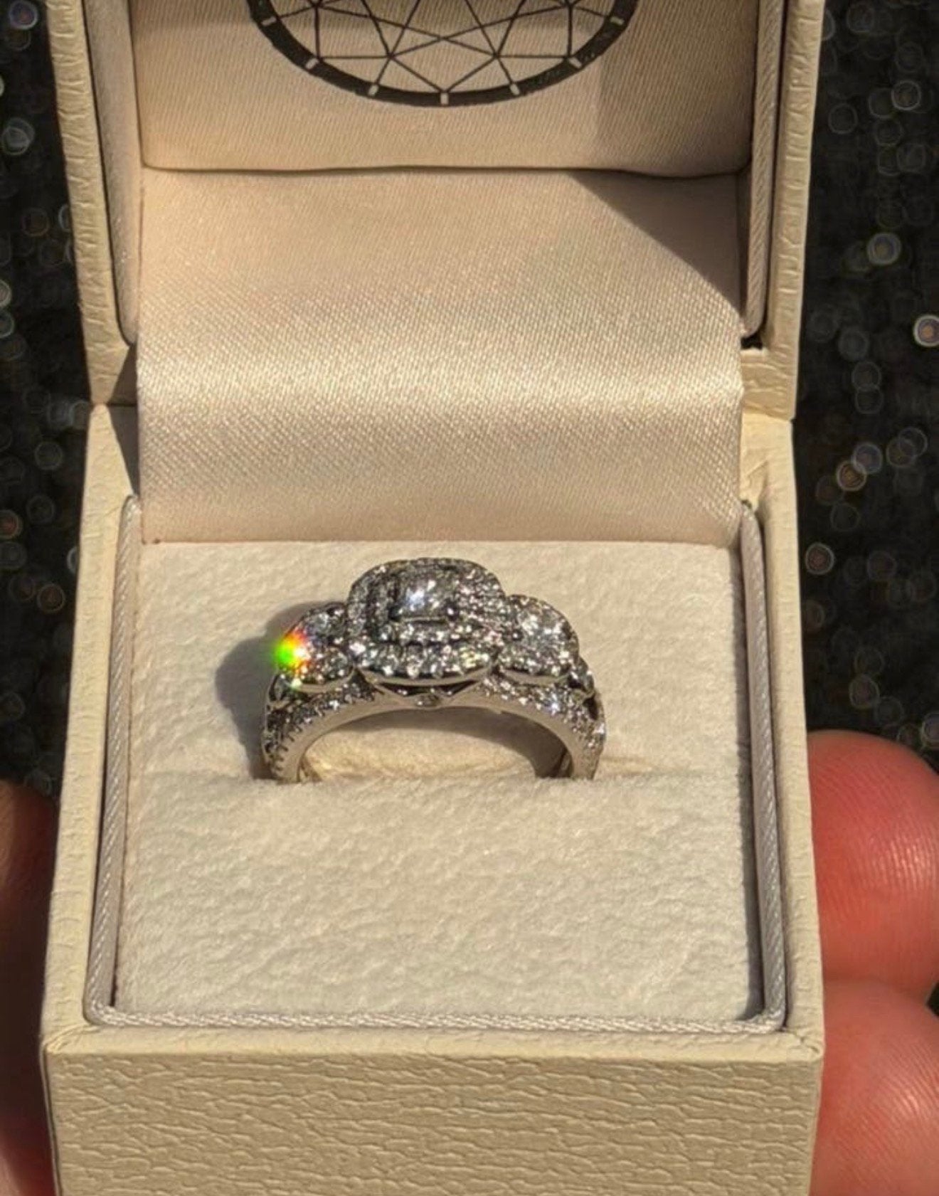 Exclusieve witgouden ring met 111 natuurlijke diamanten!, Sieraden, Tassen en Uiterlijk, Ringen, Nieuw, Ophalen of Verzenden, Kleiner dan 17