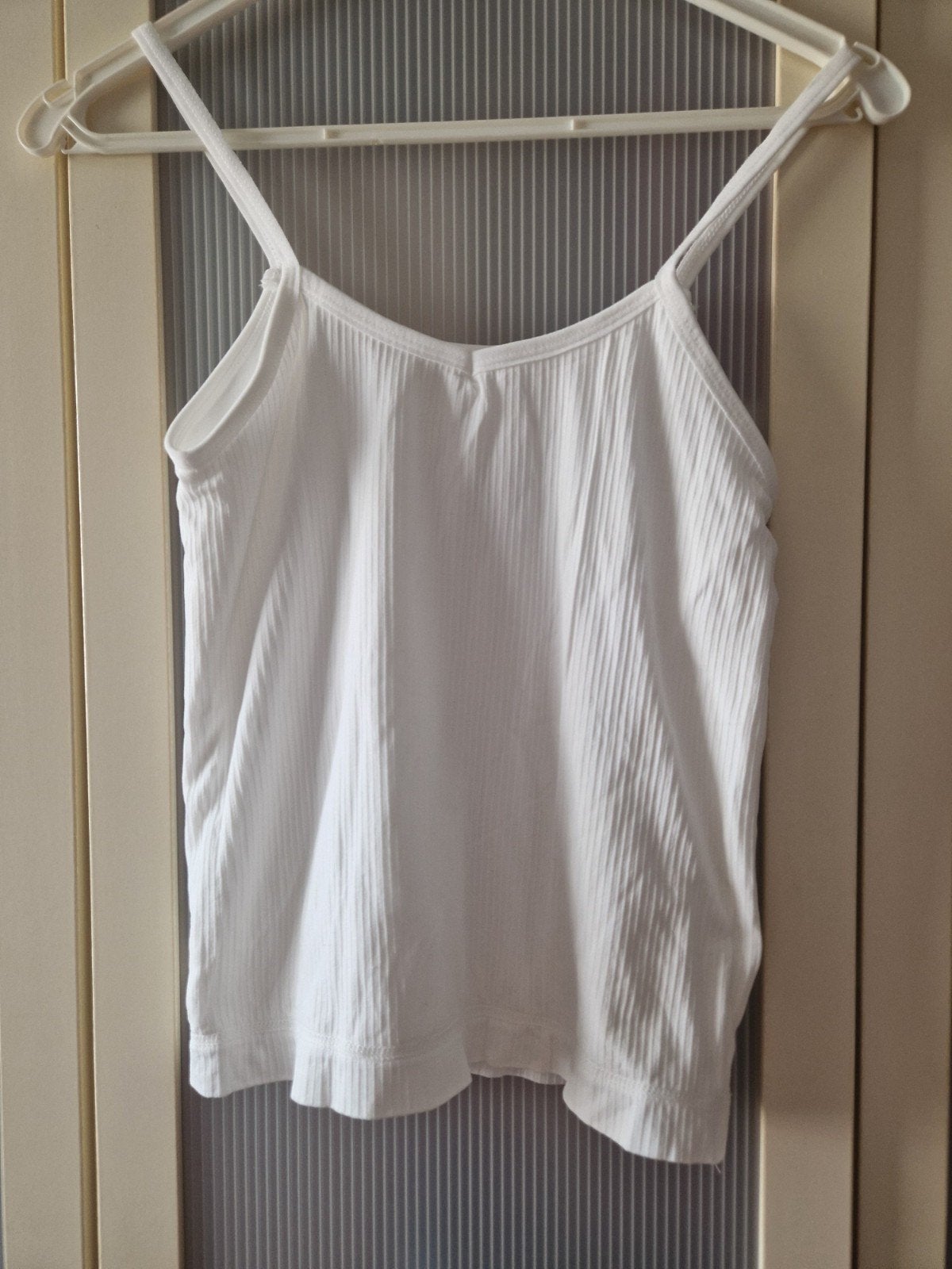 Nieuw topje, hemdje. Maat xs. Wit., Wit, Nieuw, Ophalen of Verzenden, Zonder mouw