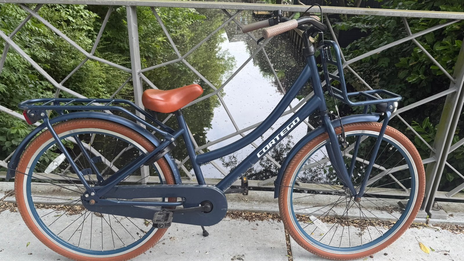 Cortega 26 inch meisjesfiets, Gebruikt, Velgrem, Handrem, Ophalen