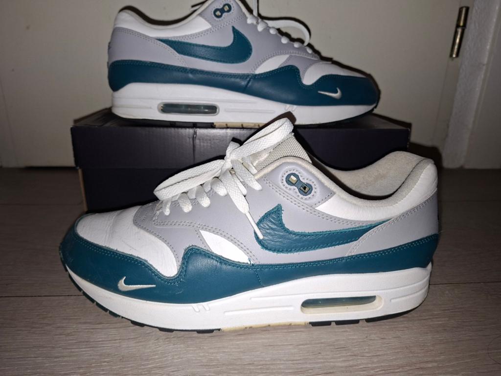 Nike Air Max 1 LV8 Darl Teal Green, Overige kleuren, Nike, Ophalen of Verzenden, Sneakers of Gympen