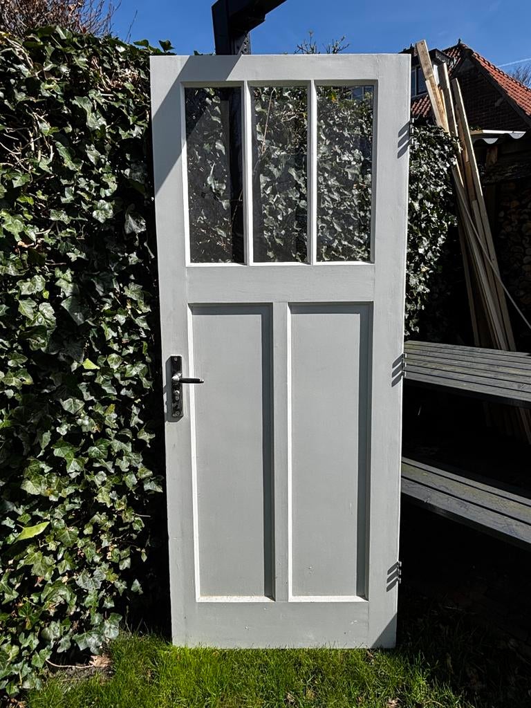 Jaren 30 paneeldeur met glas en ton-model beslag, Ophalen, Gebruikt, 80 tot 100 cm, Binnendeur