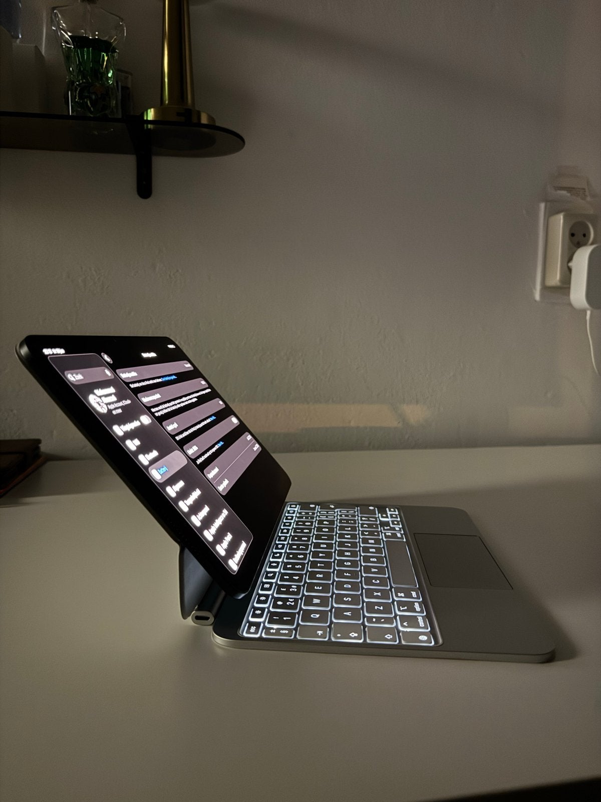 Apple iPad Pro 11-inch M5 + Magic Keyboard (M4/M5), Computers en Software, Apple iPads, Zo goed als nieuw, Apple iPad Pro, Wi-Fi