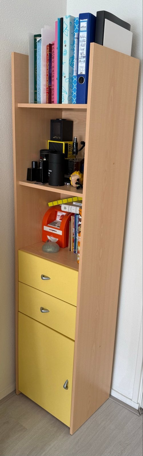 Boekenkast met opbergruimte - 184x44 cm, Minder dan 50 cm, Gebruikt, Ophalen of Verzenden, Met lade(s)