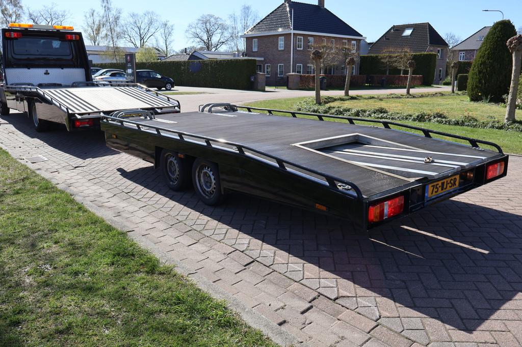 Iveco 40C18 AUTOMAAT, oprijwagen Tijhof incl tijhof aanhange, Auto's, 179 pk, Zwart, Origineel Nederlands, Bedrijf