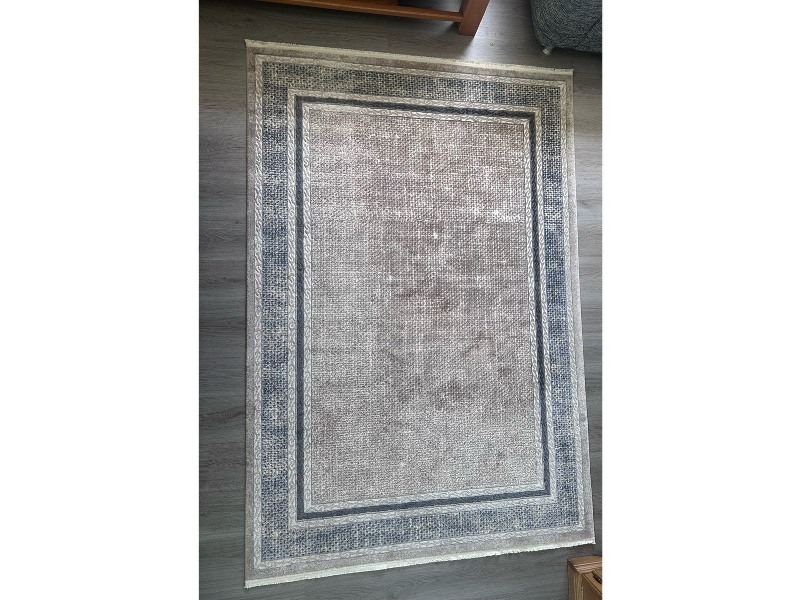 Klassiek Vloerkleed 160x230 – Zeer Schoon, Ophalen, Zo goed als nieuw
