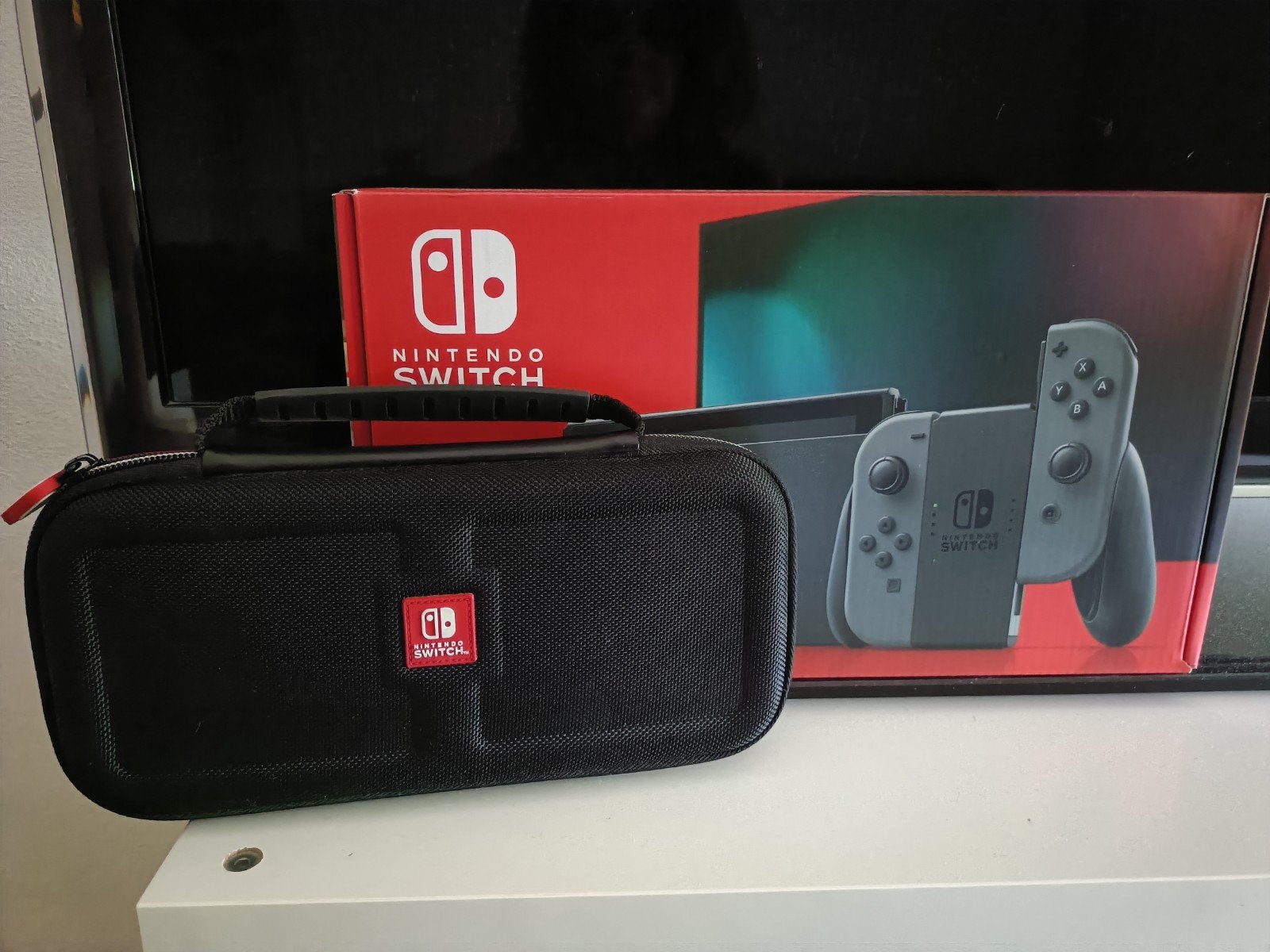 Nintendo Switch met opberghoes en schermprotector, Spelcomputers en Games, Ophalen of Verzenden