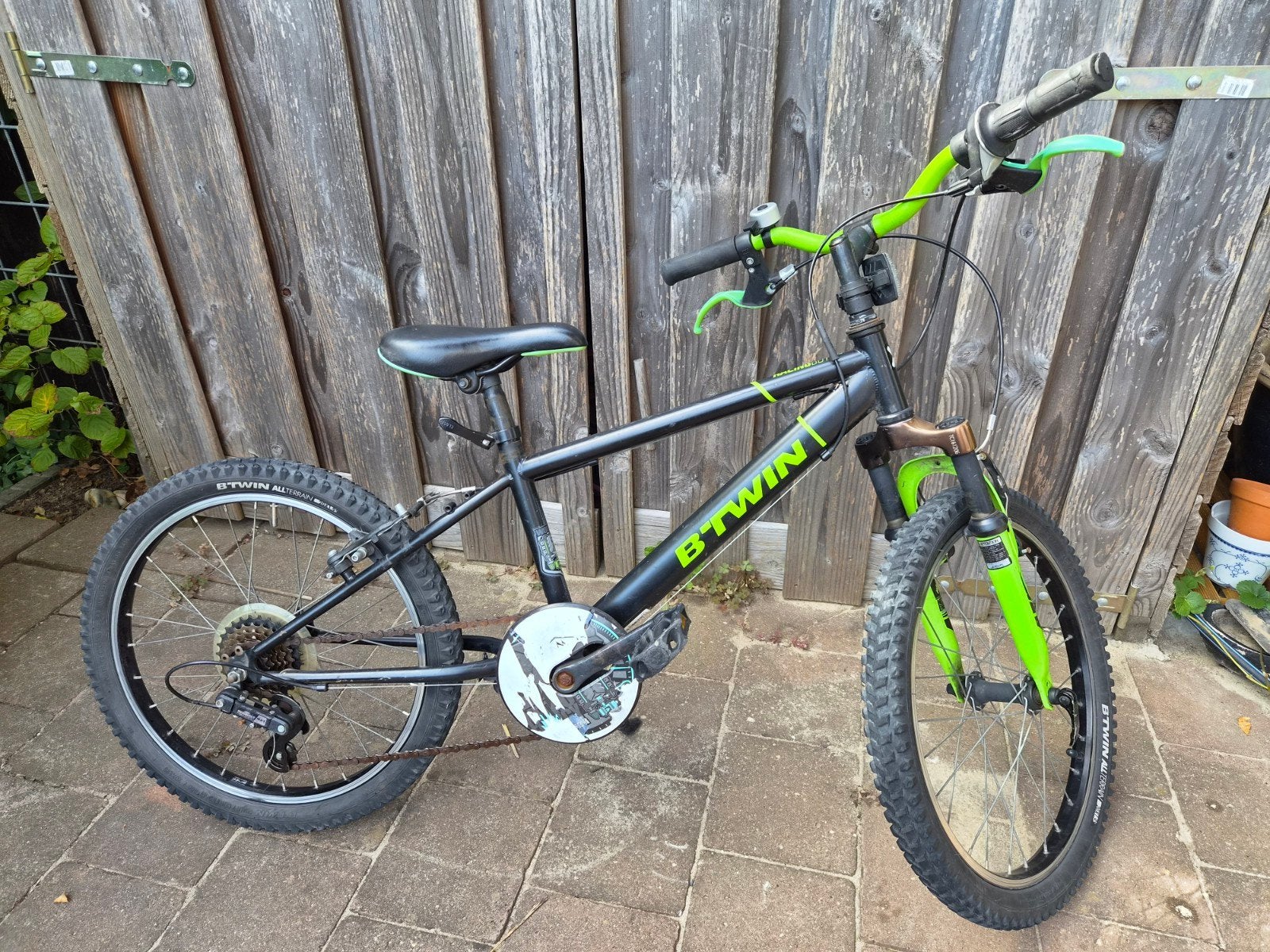 B'Twin kinderfiets 20 inch - Racing 500 Zwart/Groen, Ophalen, 20 inch of meer, Gebruikt, Velgrem