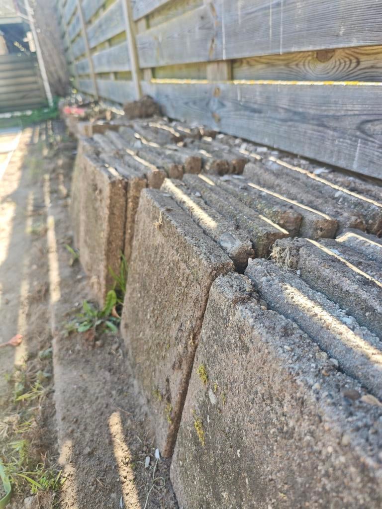 Gebruikte terrastegels en klinkers, Tuin en Terras, Ophalen, Gebruikt, Beton, Klinkers