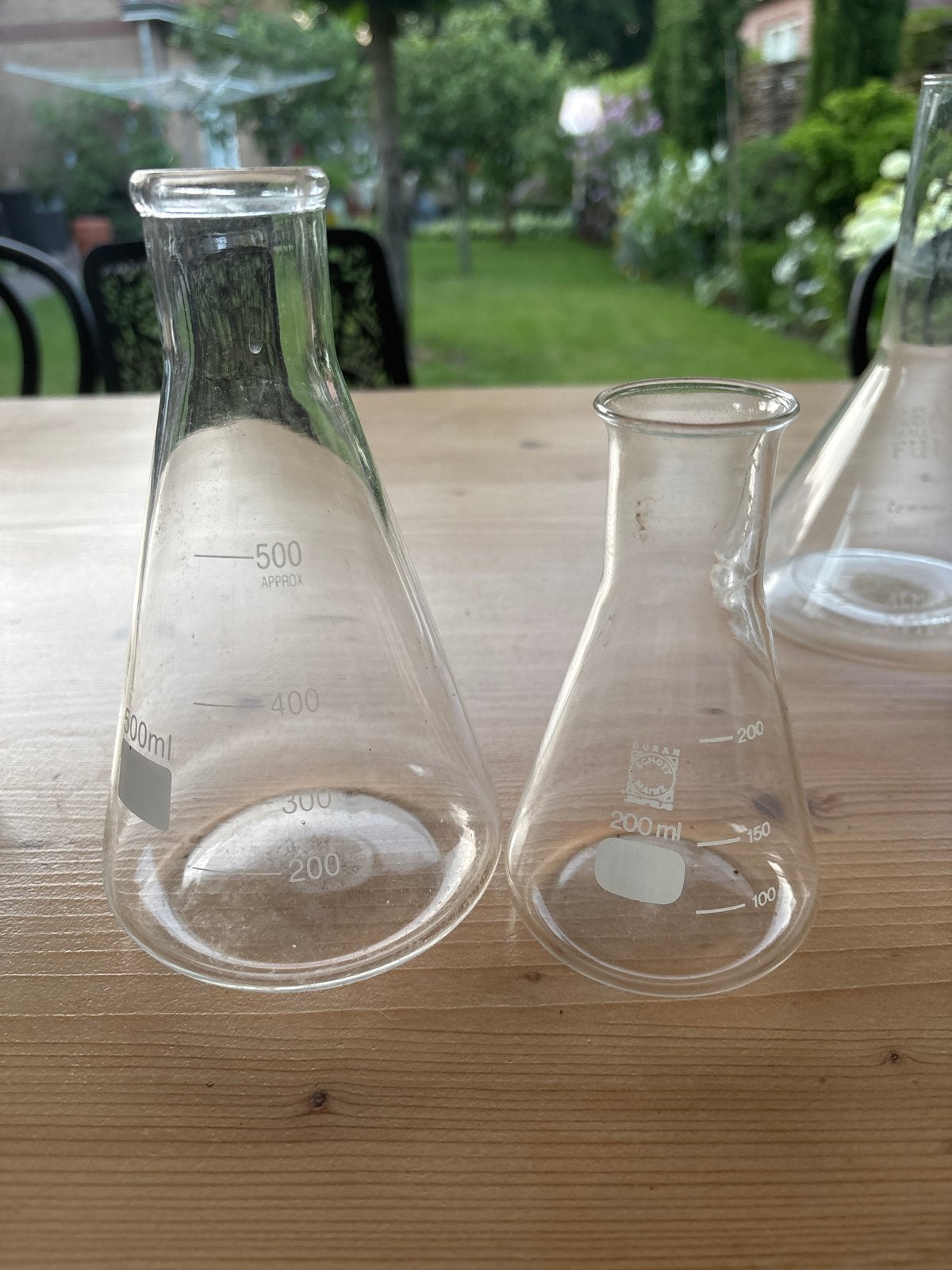 Twee oude maatkolven Schott& Gen laboratorium glas, Ophalen of Verzenden