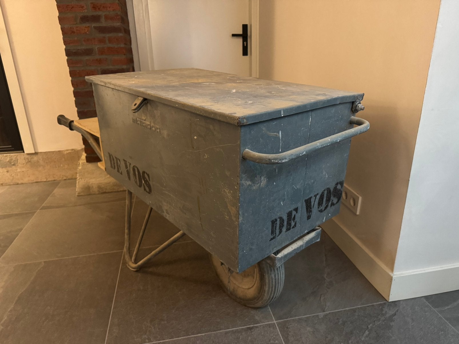 Matador gereedschapskruiwagen, Ophalen, Gebruikt