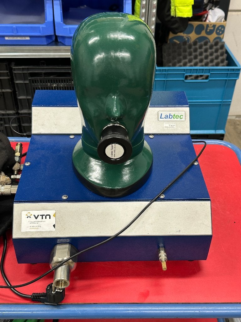 Labtec Ademapparatuur tester, Ophalen