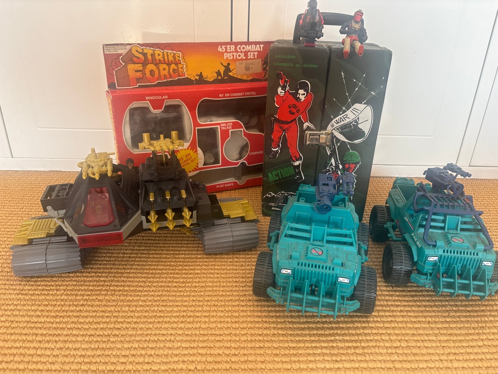 Vintage speelgoed set: GI JOE, Strike Force, tanks en jeeps, Kinderen en Baby's, Speelgoed | Actiefiguren, Ophalen of Verzenden