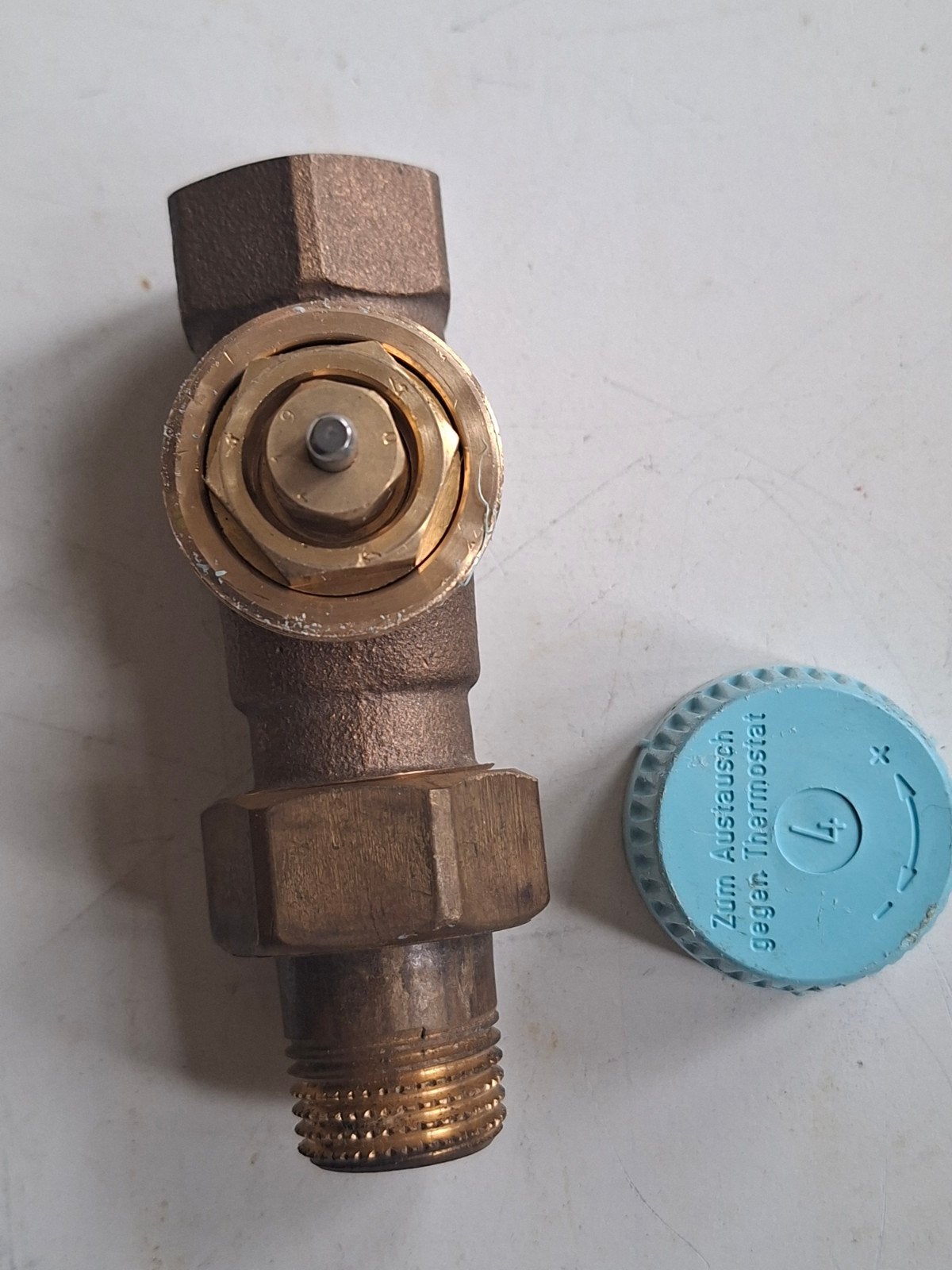 Nieuwe ongebruikte thermostatische radiatorkranen (4 stuks), Ophalen of Verzenden, Nieuw, Radiator