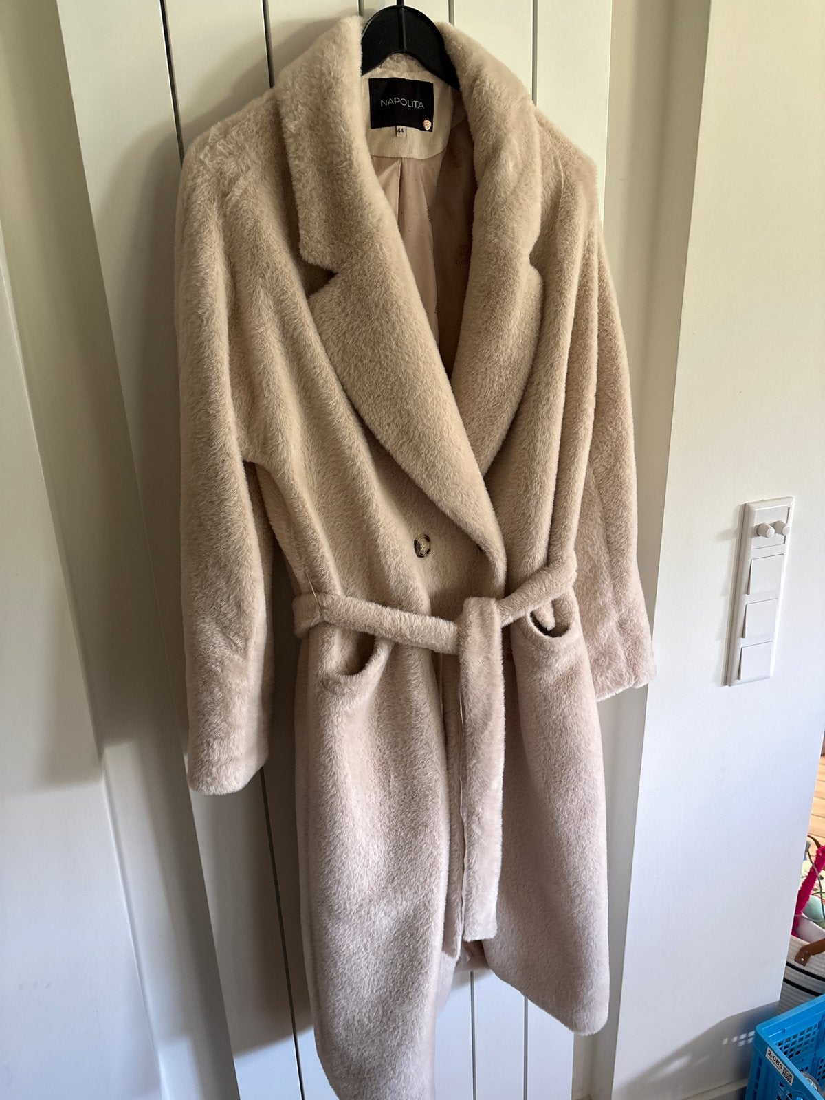 Napolita teddy jas maat 44, Ophalen of Verzenden, Zo goed als nieuw, Maat 42/44 (L), Beige